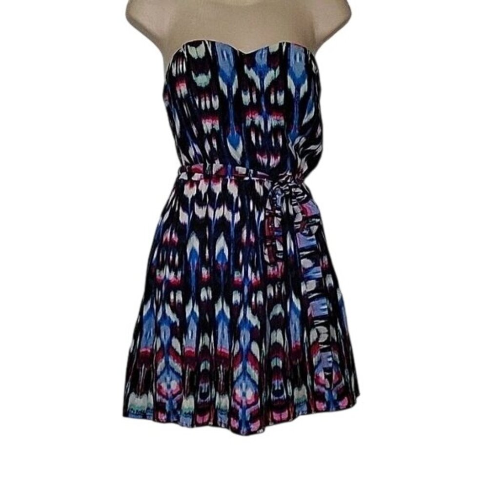 Charlotte Russe Strapless Multicolor Dress With Tie Waist & Pleated Skirt